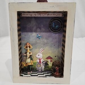 ALICE IN WONDERLAND SHADOW BOX
